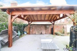 Photo 24- click for photo gallery